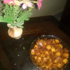 A picture of Tawa Chole.
