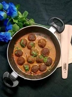 চিকেন কোপ্তা কারি (Chicken kofta curry recipe in Bengali) রেসিপির প্রধান ছবি