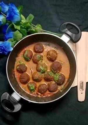 চিকেন কোপ্তা কারি (Chicken kofta curry recipe in Bengali) রেসিপির প্রধান ছবি
