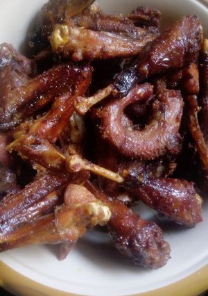 A picture of Fried Guinea fowl.