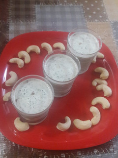 A picture of Paan shots.