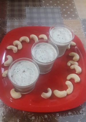 A picture of Paan shots.