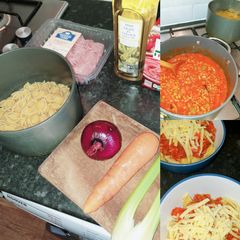 A picture of Pork mince pasta.