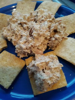 A picture of Snack Cracker and Dip.