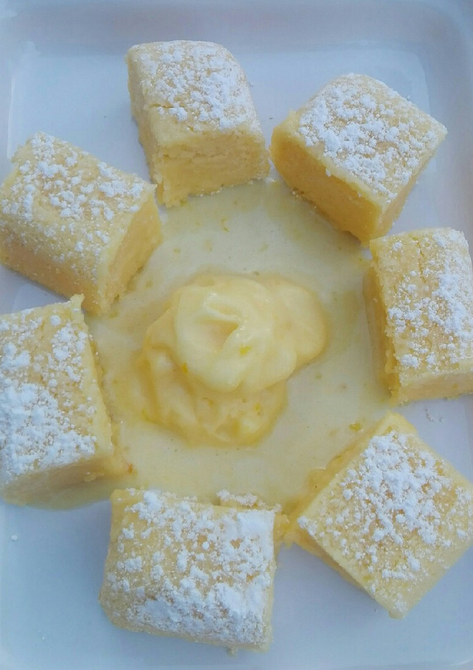 Una foto de Brownies de limón sin gluten