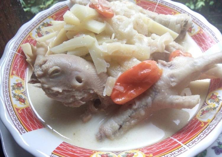 Lodeh Rebung Kepala Ceker