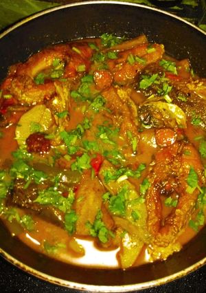 সব্জি ও বড়ি দিয়ে ভেটকি মাছের ঝোল(sabji diye bhetki macher jhol in Bengali) রেসিপির প্রধান ছবি