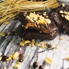 A picture of Chocolate peanuts bars.