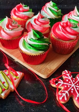 Una foto de Cupcakes navideños 🎄🎅