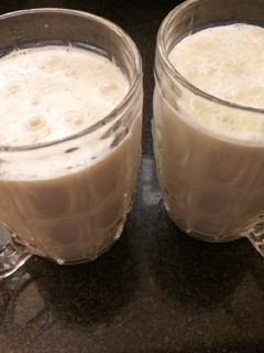 A picture of Banana smoothie.