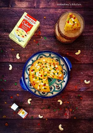 A picture of Custard Vanilla Cake.