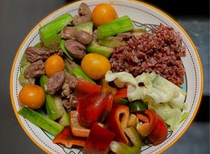 Hình của món Cơm Lòng Mề Gà Trứng Non Xào Mướp Eat Clean.