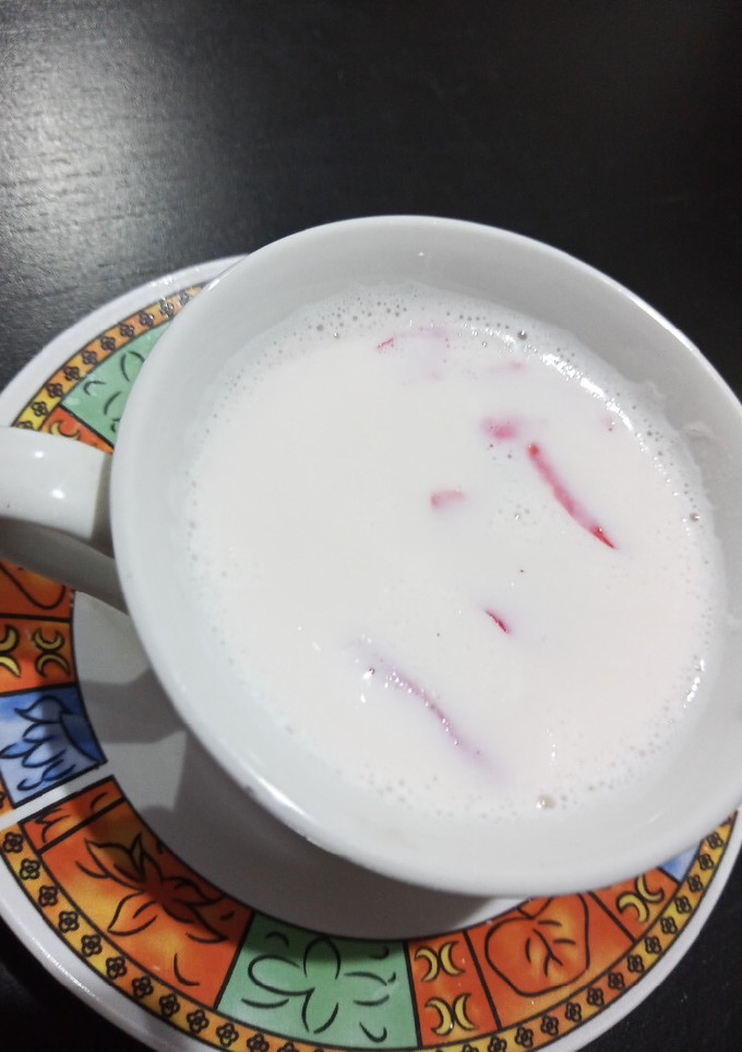 Una foto de Té chai de bugambilia 🍮🌺🌺