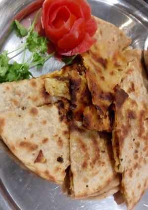 A picture of Aalu ka paratha.