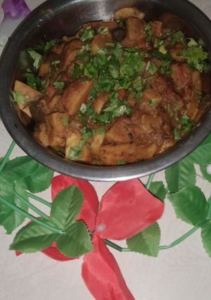 आलू,मूली,बैंगन की सब्जी (Aloo mooli baingan ki sabzi recipe in Hindi) रेसिपी मुख्य फोटो