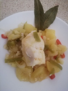 Una foto de Bacalao a la huerta