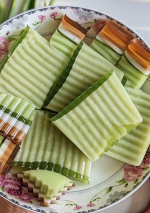 Hình của món Thạch lá dứa.