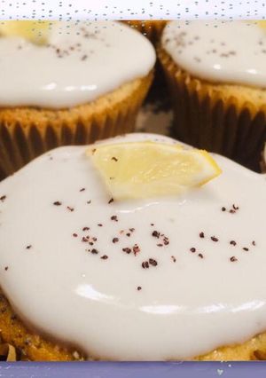 O poză a rețetei Cupcakes cu lămâie și mac.