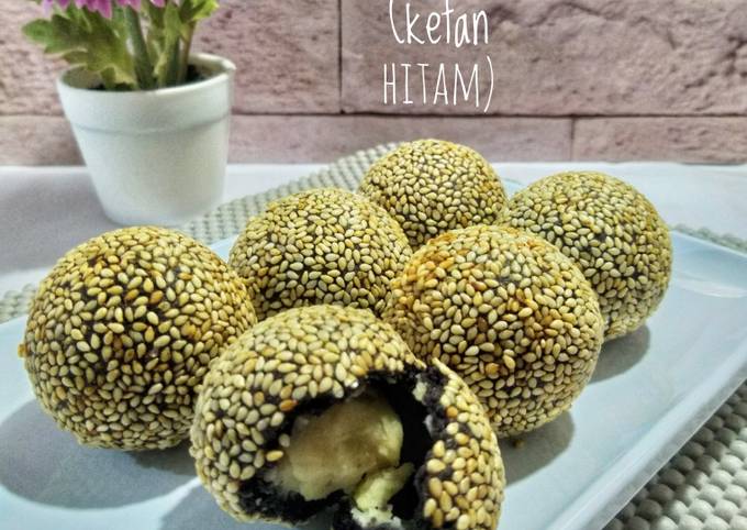 Resep 568.Onde Onde Hitam yang Menggugah Selera