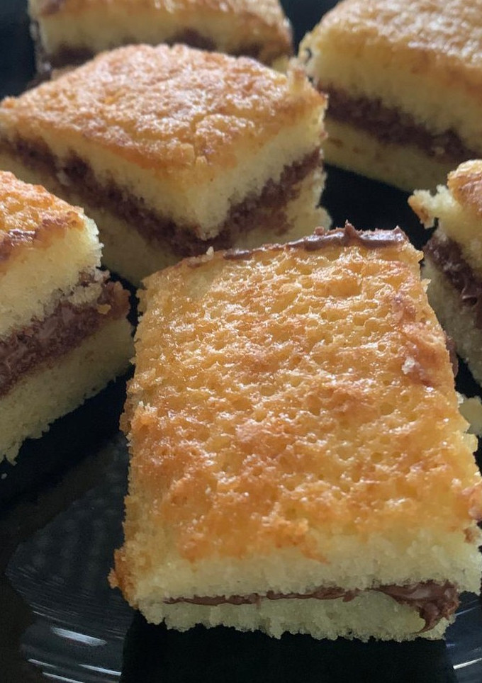 Una foto de Mini bizcocho relleno de nutella