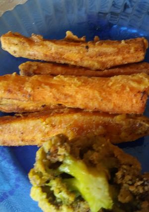 Kukoricalisztbe forgatott zöldségek recept fotója
