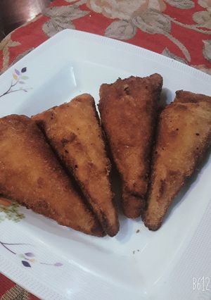 A picture of Cone style bread pakora.