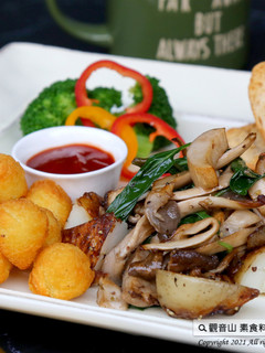 Vegan全聯食材素食簡單做·歐式活力早餐系列​🌿羅勒野菇附迷你烤洋芋(全素)｜觀音山薈供品捐贈｜愛心公益廣結善緣 的食譜成品照片