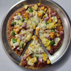 No Yeast Pizza (Party style) A picture of No Yeast Pizza (Party style).