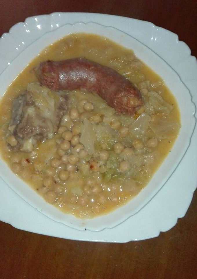 Una foto de Cocido con repollo de col en la olla GM