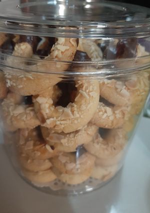 Foto resep Almond horns cookies