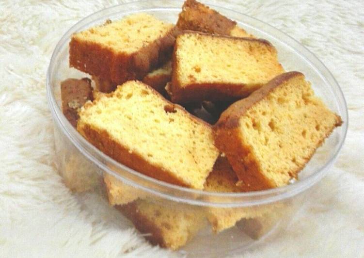 Bolu Kering (Sponge Cake Cookies)