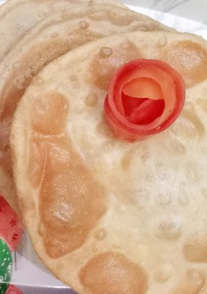 A picture of Bhature.