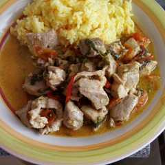 Una foto de Pulpa de cerdo con arroz al curry