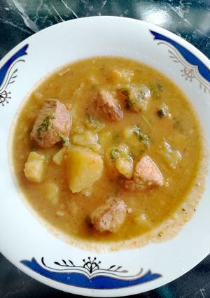 O poză a rețetei Mâncărică de cartofi cu carne de porc, fără roșii.