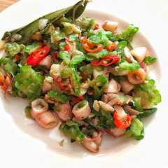 รูปของ Tumis Pamisin (pare cumi asin) Simple Pedas Enak