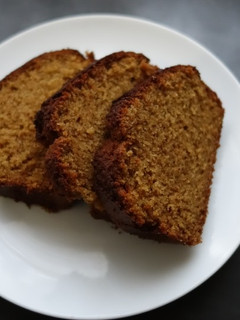 A picture of Ginger loaf.