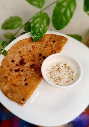 A picture of Mix Dal Ka Pratha.