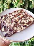 Tableta de chocolate con frutos secos 🍫