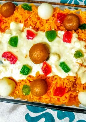A picture of Colourful Khoya Zarda.