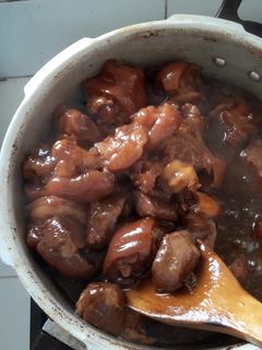 Foto resep Kaki babi kecap nyumiii