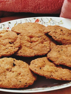 मट्ठी(Matthi recipe in Hind) रेसिपी मुख्य फोटो
