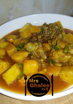 A picture of Yam Goulash.