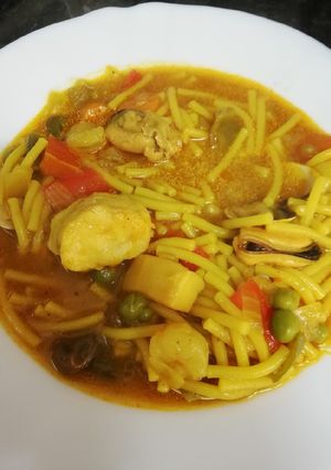 Una foto de Cazuela fideos con jibia 🦑