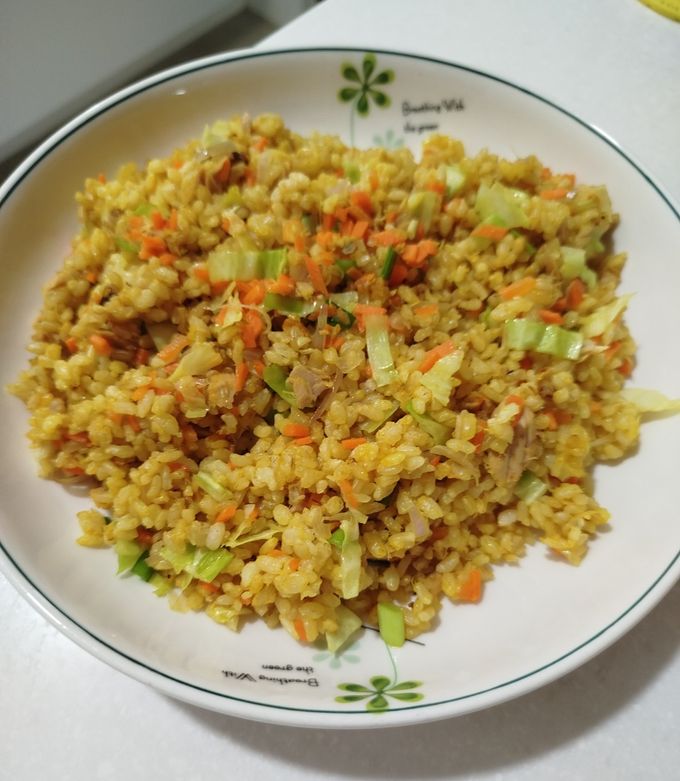 Foto resep Yellow Fried Rice Tuna