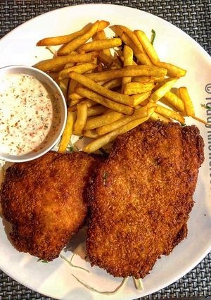 A picture of Herb crusted Fish ‘And’ Chips.