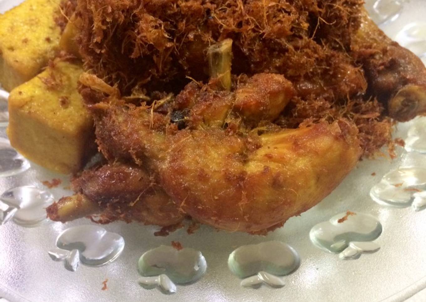 Ayam goreng lengkuas