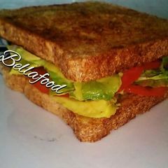 A picture of Simple sandwich #Eldybreakfastcontest.