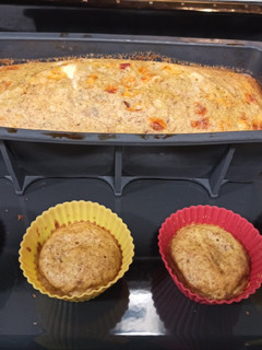 Una foto de Pastel de calabacín y cebolla (BLW)