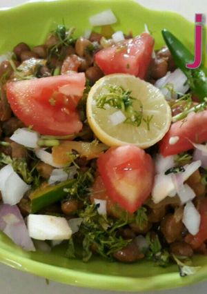 A picture of Chana masala.