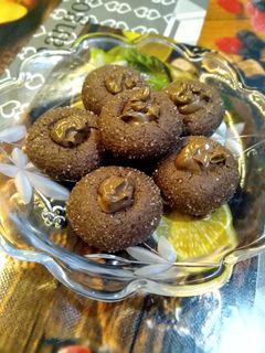 صورة لوصفة بسكويت الشوكولاتة بحشوة النوتيلا 😋💗💗